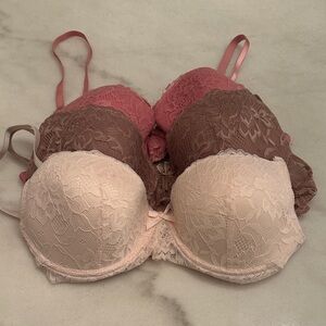 Bundle of 3 Unbranded Lace Padded Underwire Bras in Size 36C